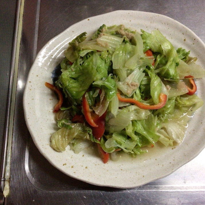 レタスとツナの炒め物